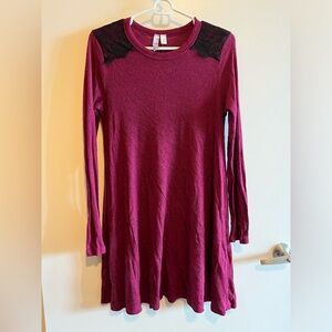 Alya sweater dress medium